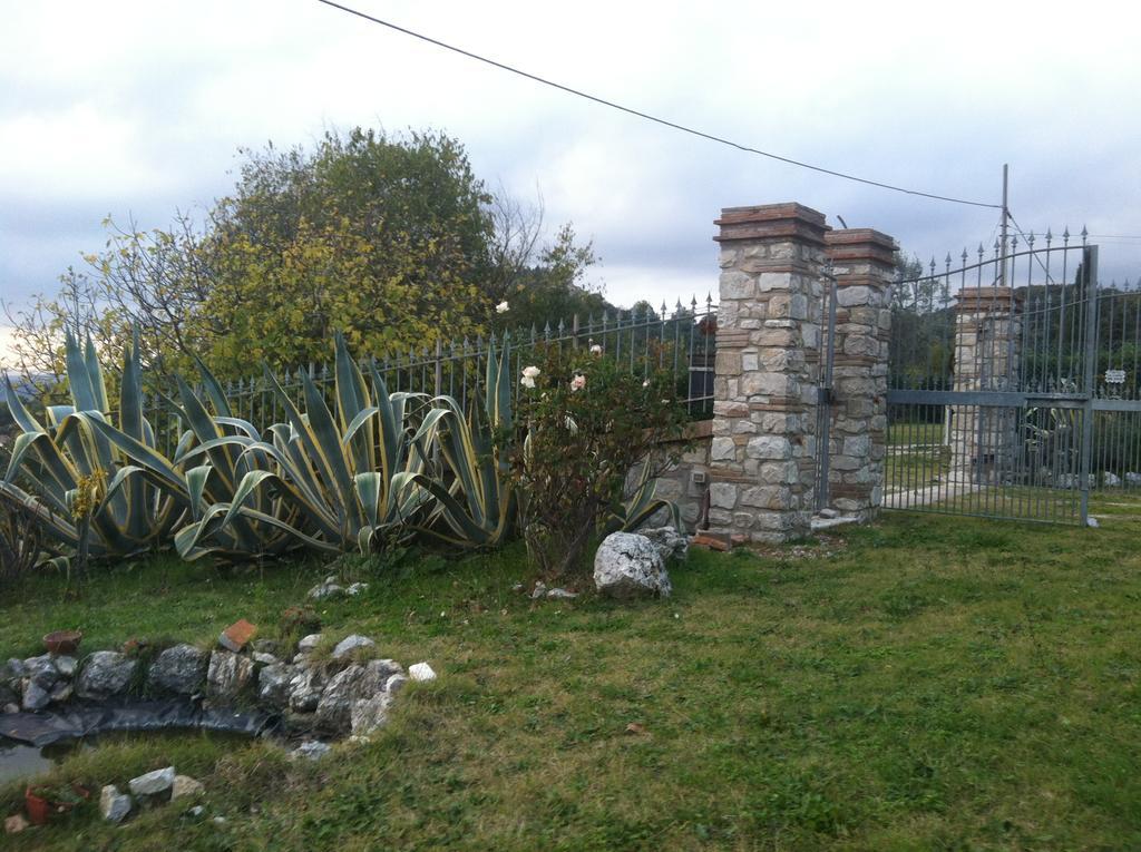 B&B La Casa Del Sole Borgaria Eksteriør billede