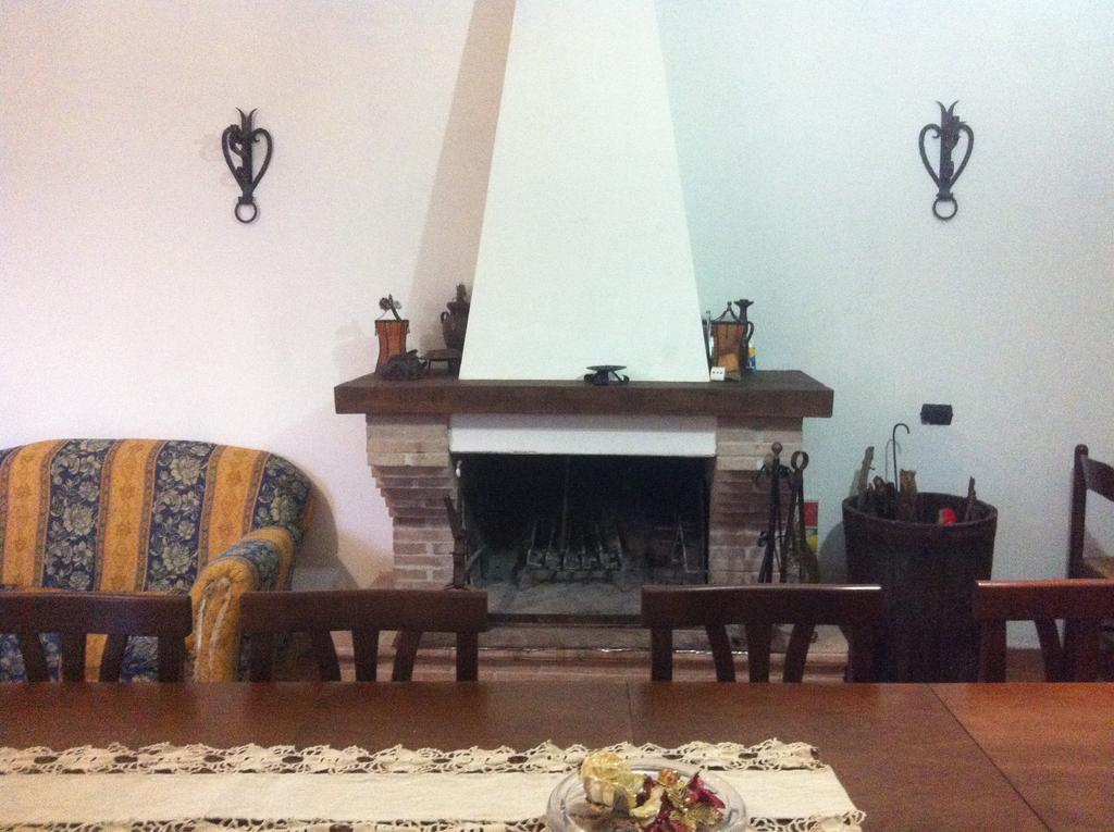 B&B La Casa Del Sole Borgaria Eksteriør billede