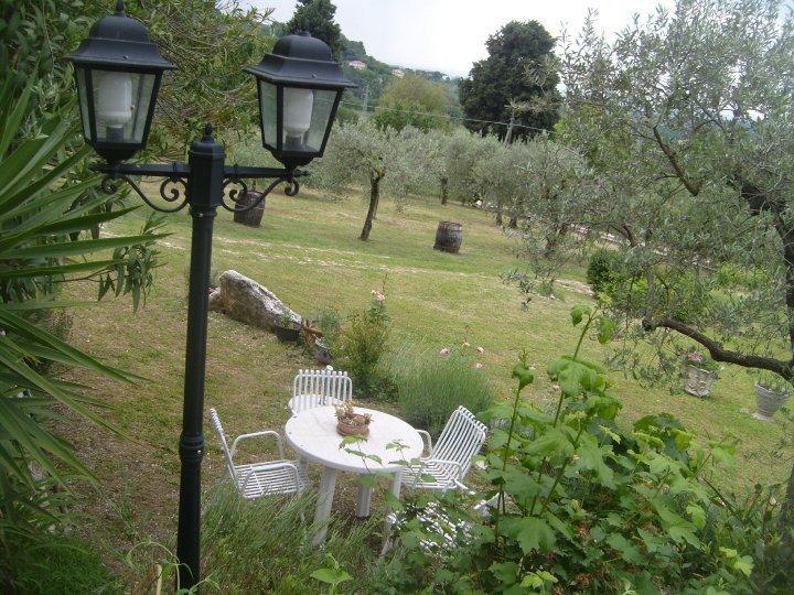B&B La Casa Del Sole Borgaria Eksteriør billede