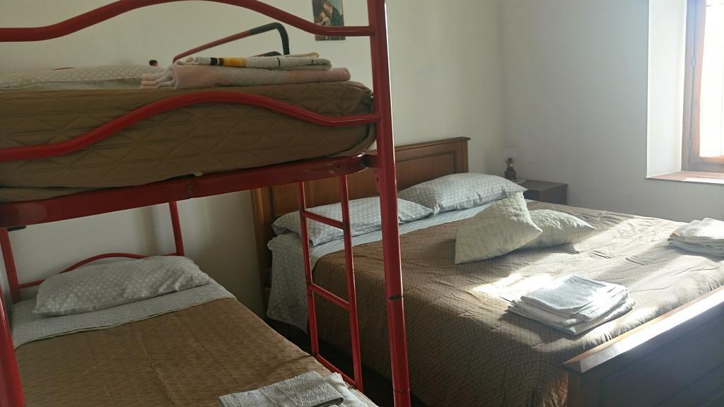 B&B La Casa Del Sole Borgaria Eksteriør billede